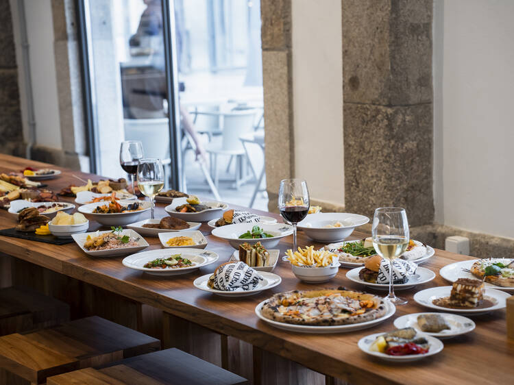 Restaurants at Time Out Market Porto